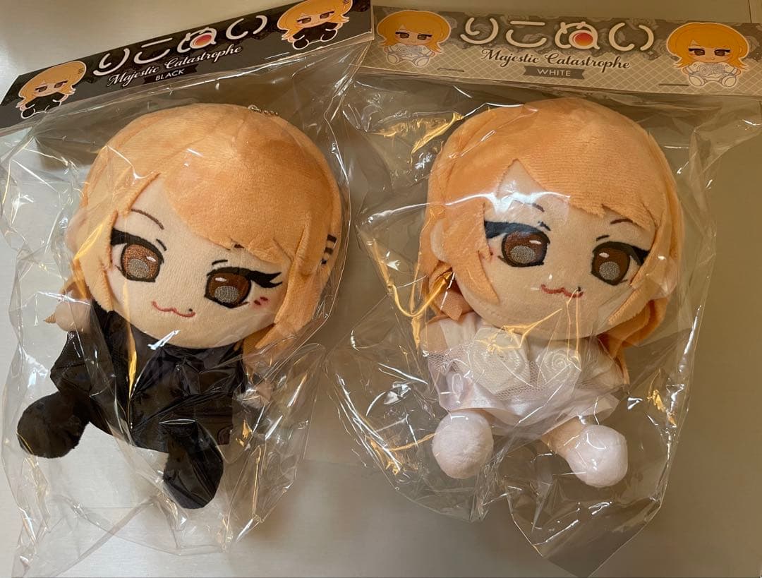 佐々木李子　ぬいぐるみ　りこぬい　白　黒　WHITE　BLACK