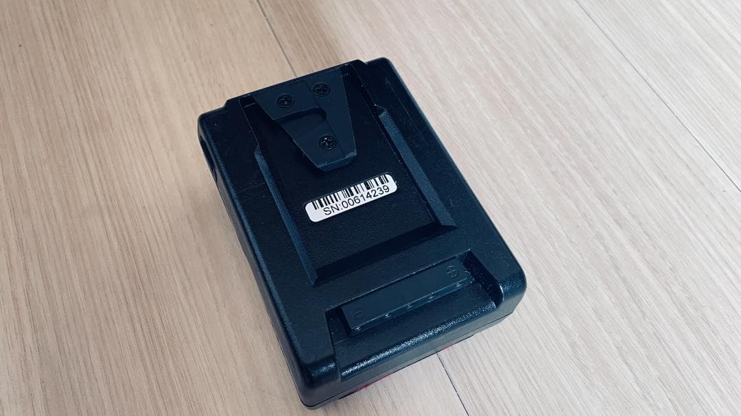 SWIT社製 PB-M98S 98Wh ポケット Vマウント電源