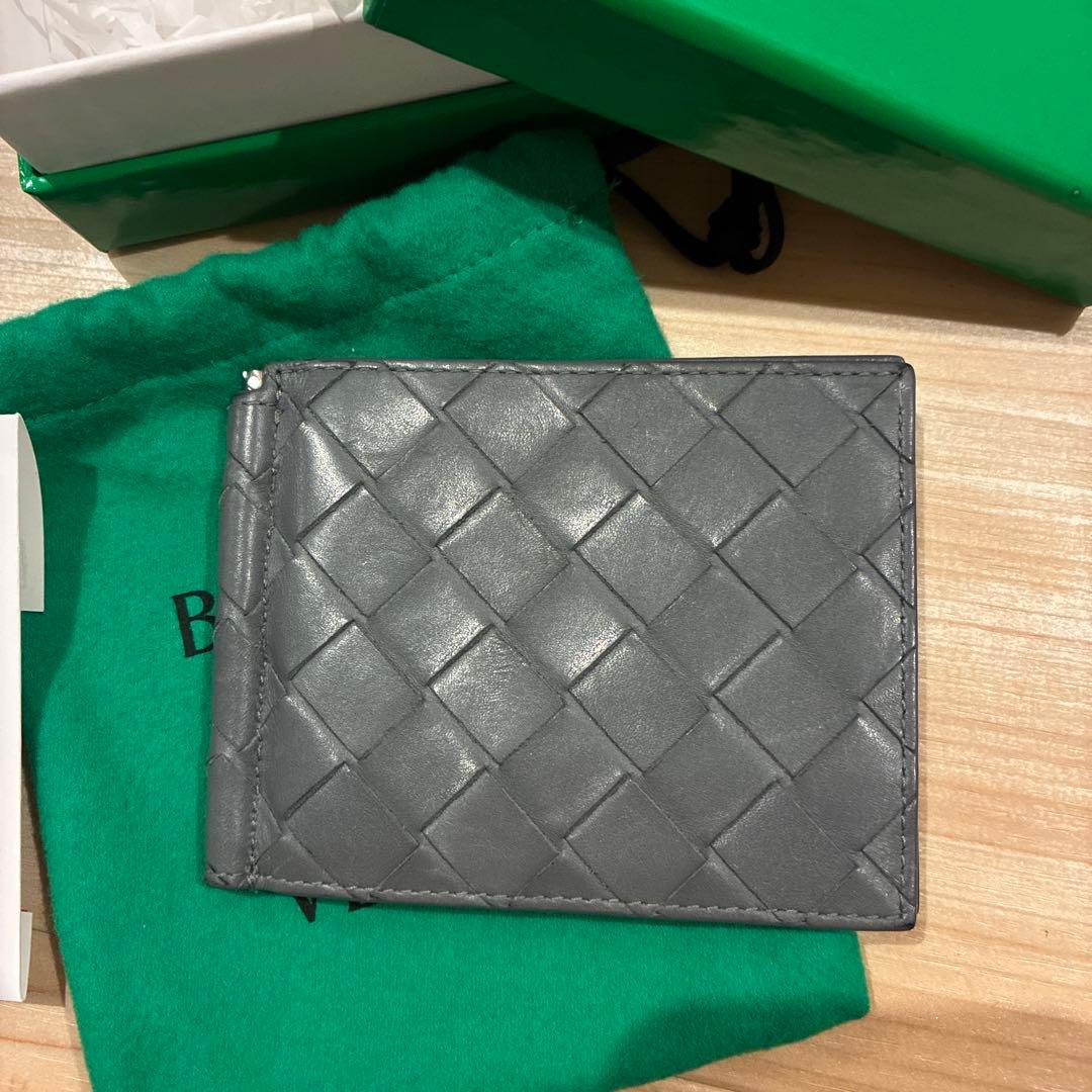 じゅんボッテガヴェネタ マキシ イントレチャート カセットマネークリップ