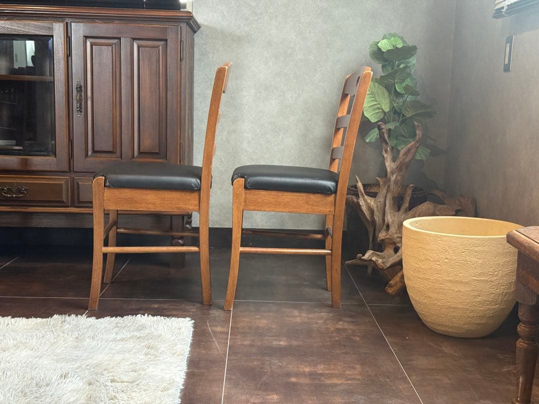 ヴィンテージチェア　座面ブラック　レザー　チェリー　レトロ　4脚セット　nz