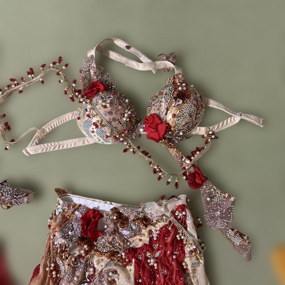 赤と金のベリーダンスセットアップ