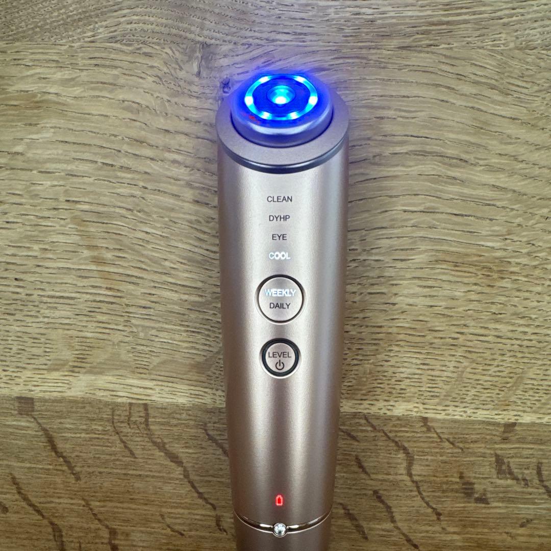 YAMAN 多機能美顔器 ゴールド