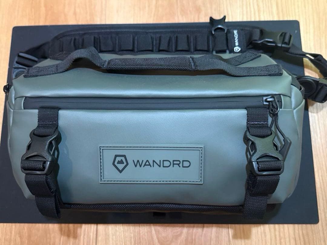 カメラバッグ　WANDRD ROGUE SLING 6L グリーン