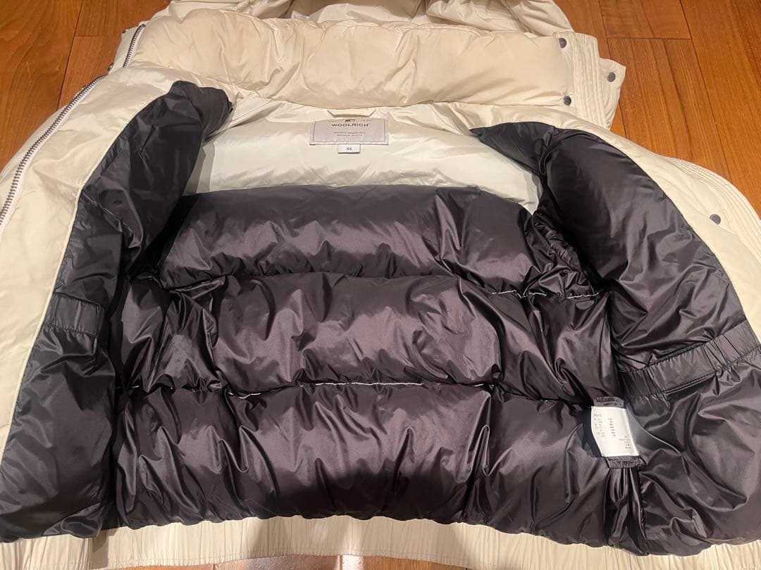 WOOLRICH ウールリッチ ダウンジャケット オフホワイト　Sサイズ相当