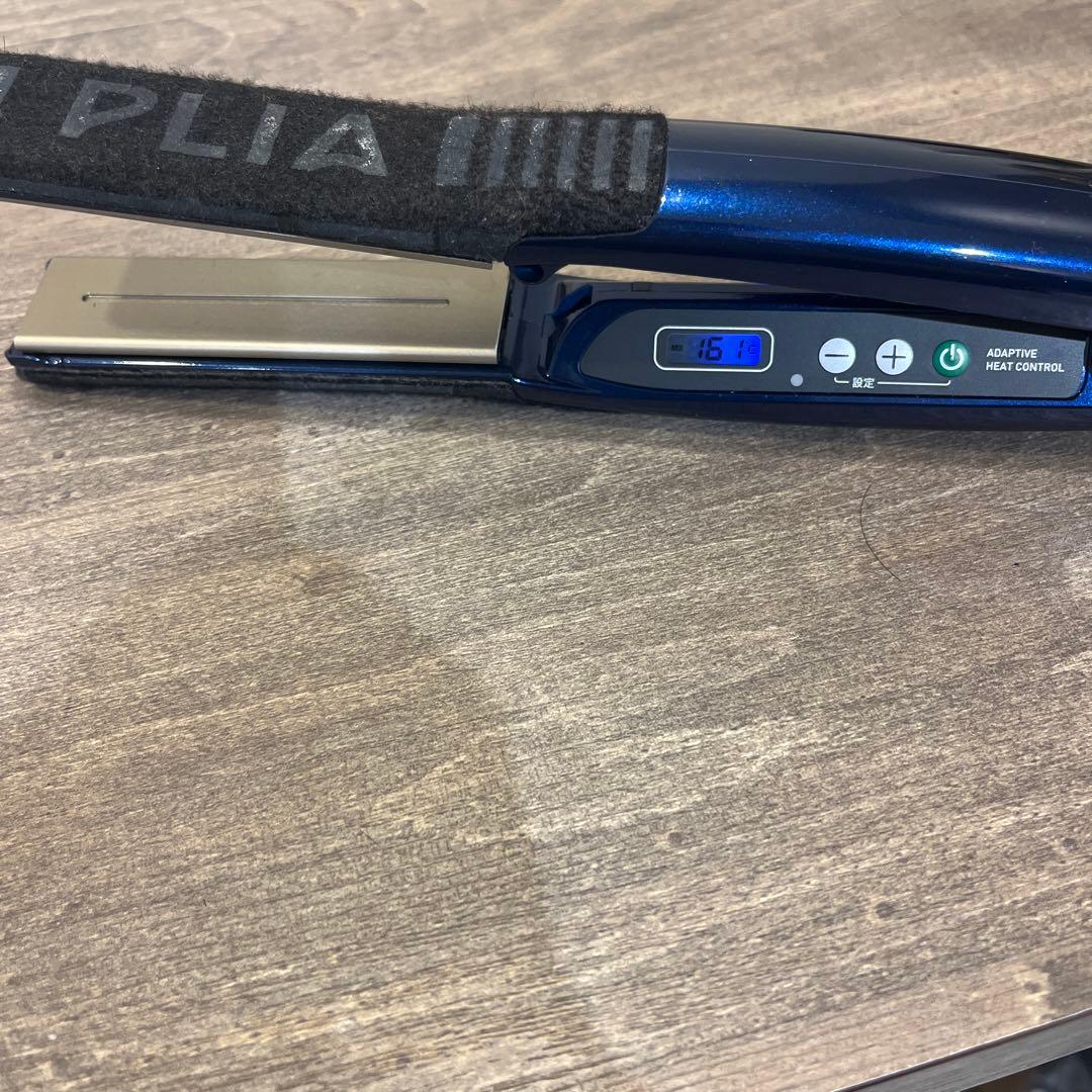 ルベル　PLIA ストレートヘアアイロン