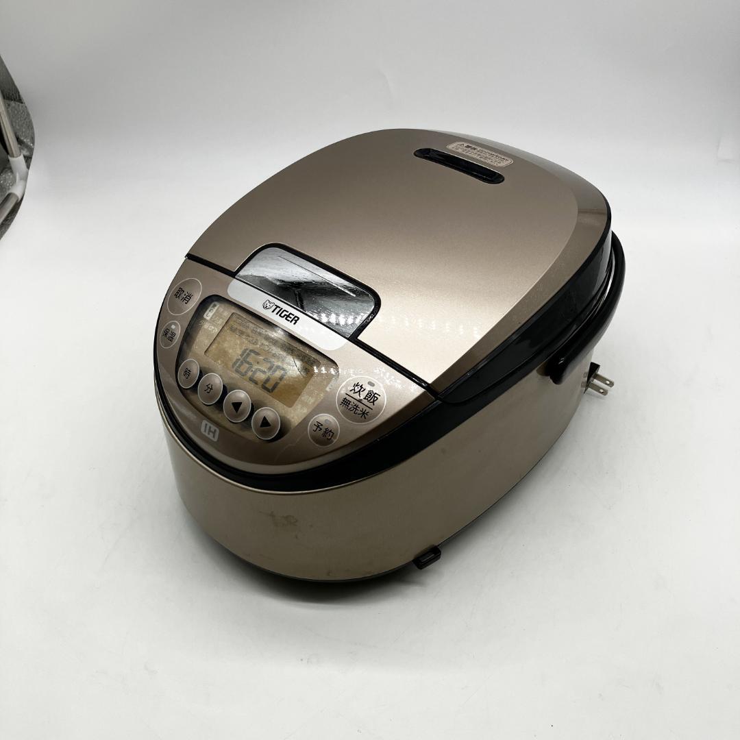 1207-03☆2022年製☆炊飯器☆タイガー☆炊きたて☆IH炊飯器☆5.5合