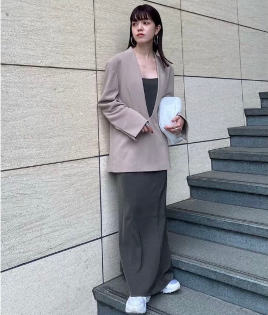 トゥデイフル　Tuck Twill Trousers パンツ