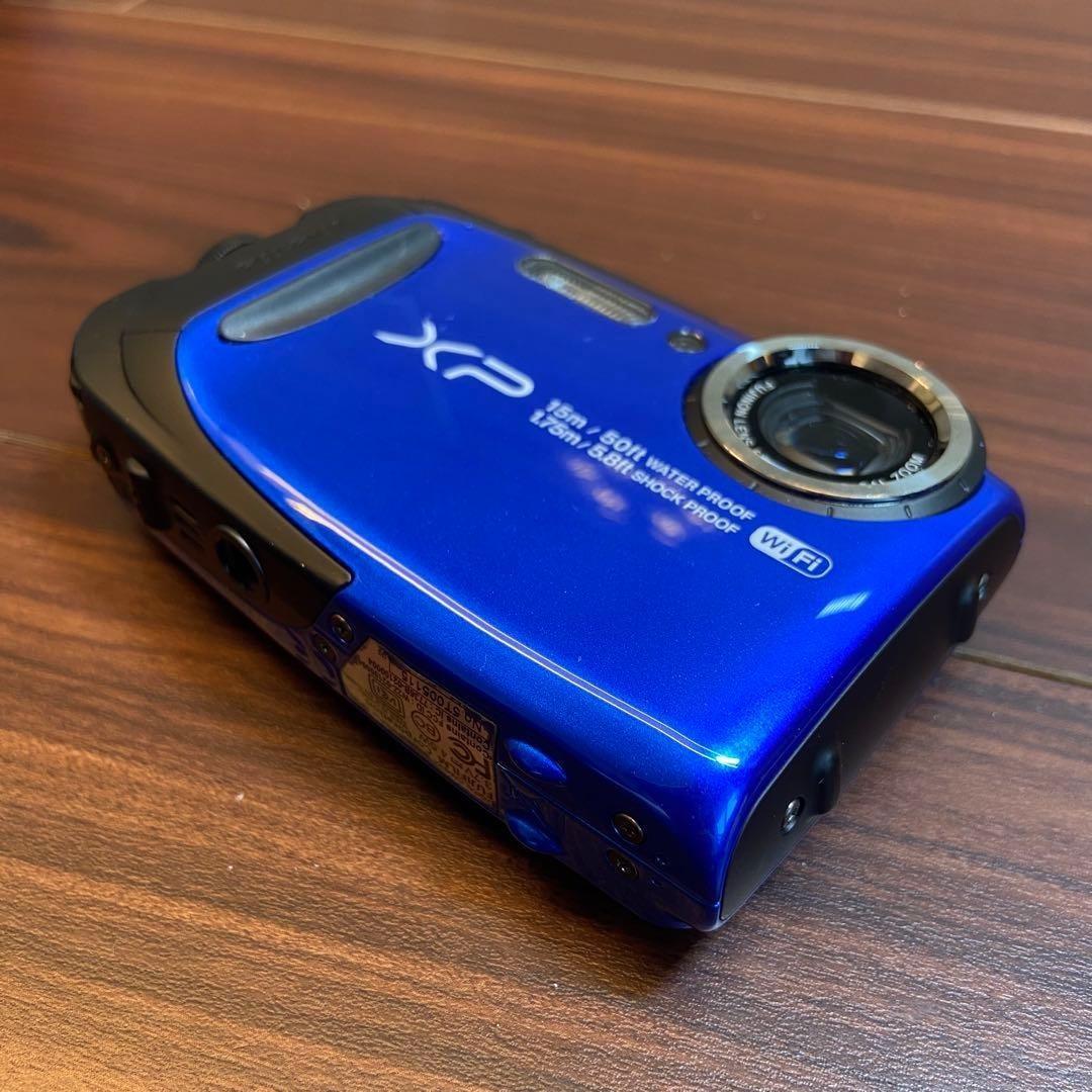 FUJI FILM FinePix XP80 デジカメ ほぼ新品 4635