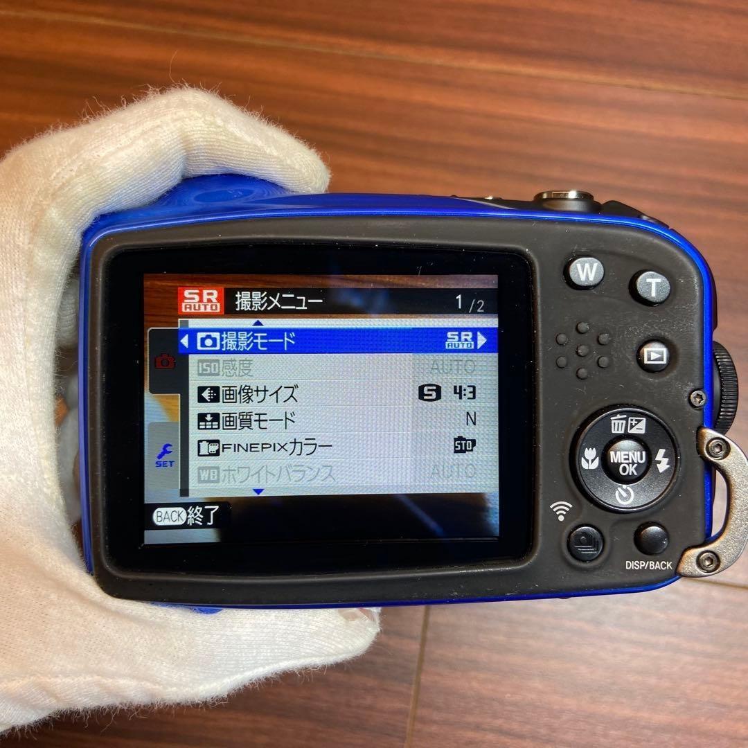 FUJI FILM FinePix XP80 デジカメ ほぼ新品 4635