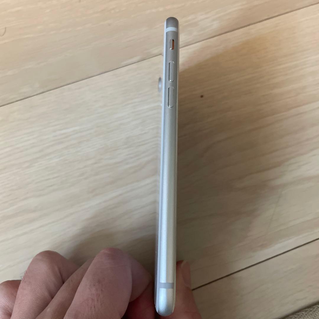 Apple iPhone 8 シルバー　メモリー256GB