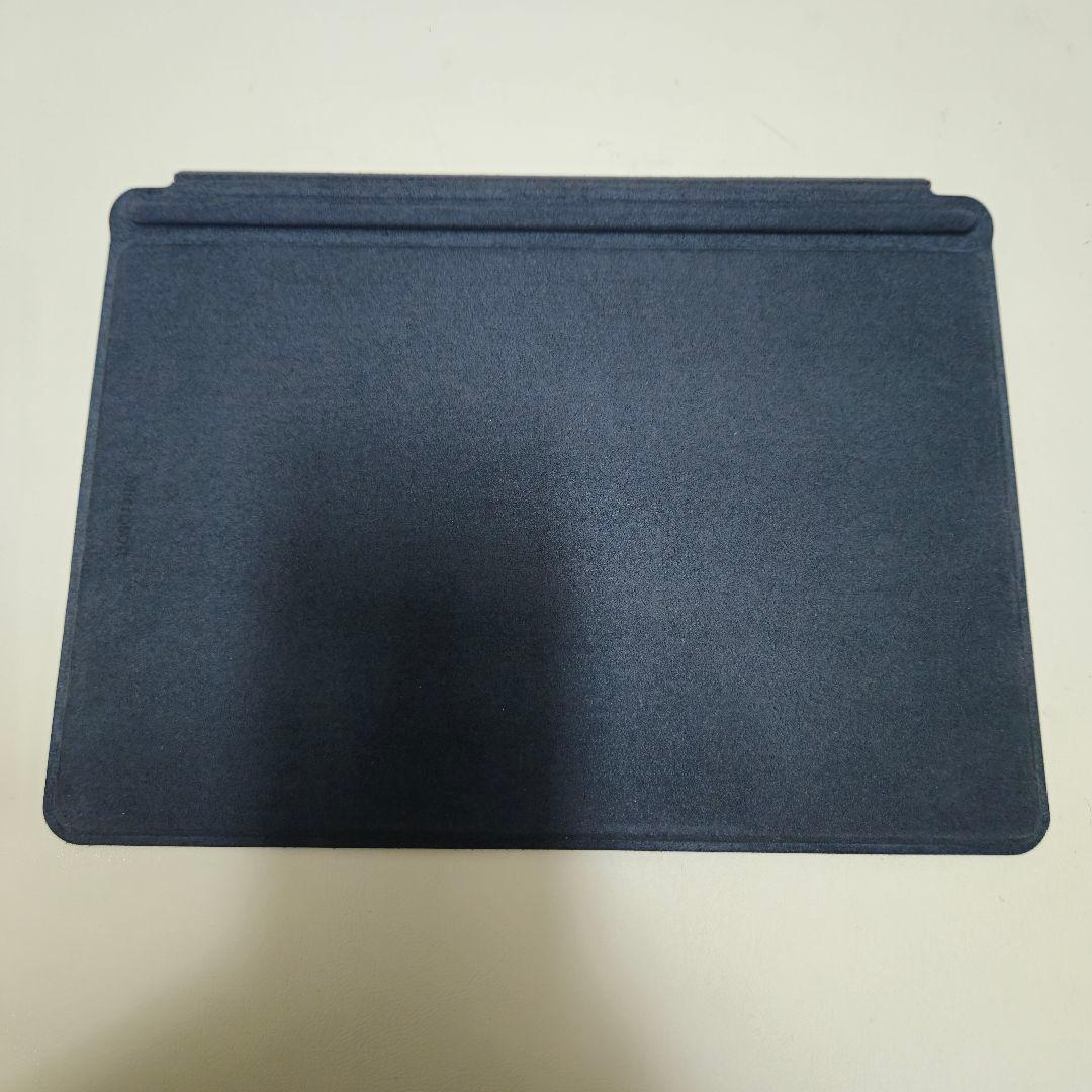Surface Go2 STQ-00012（キーボード付）