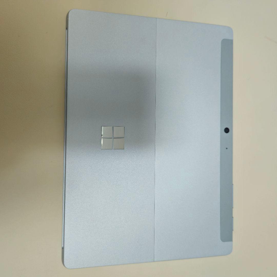 Surface Go2 STQ-00012（キーボード付）