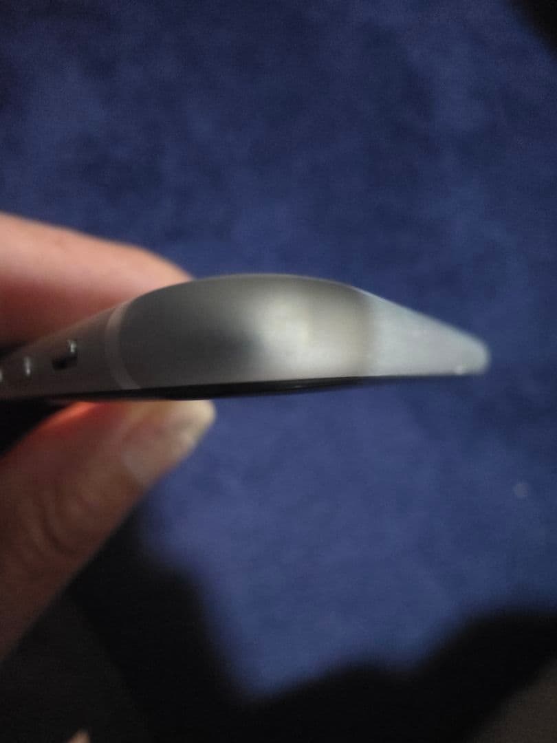 Apple iPhone SE2 128g SIMフリー ホワイト 本体