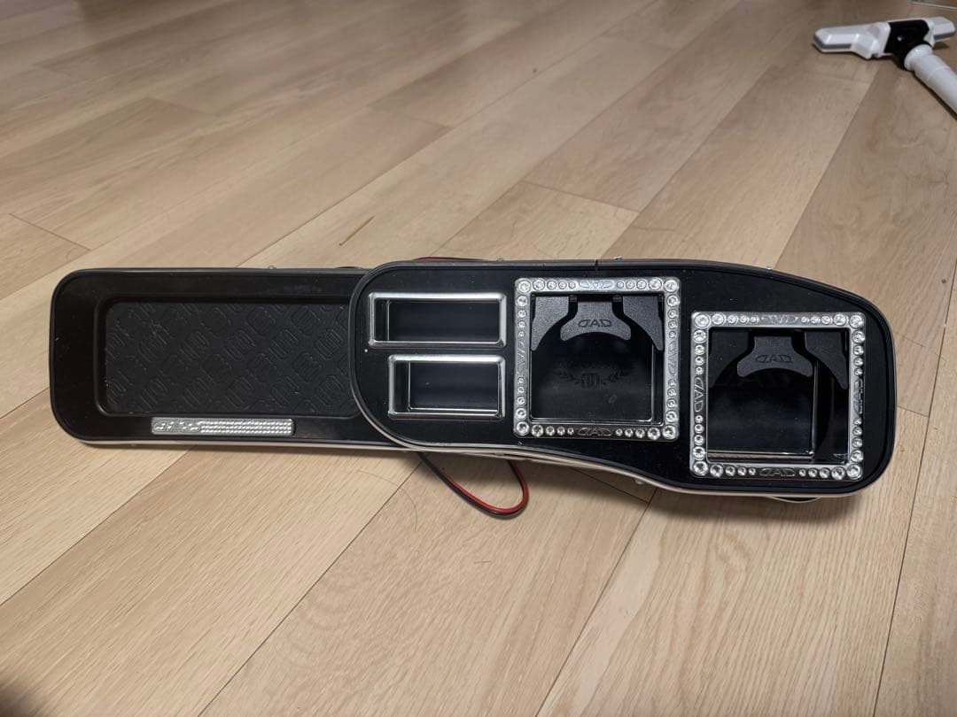 dad フロントテーブル　200系　クラウン