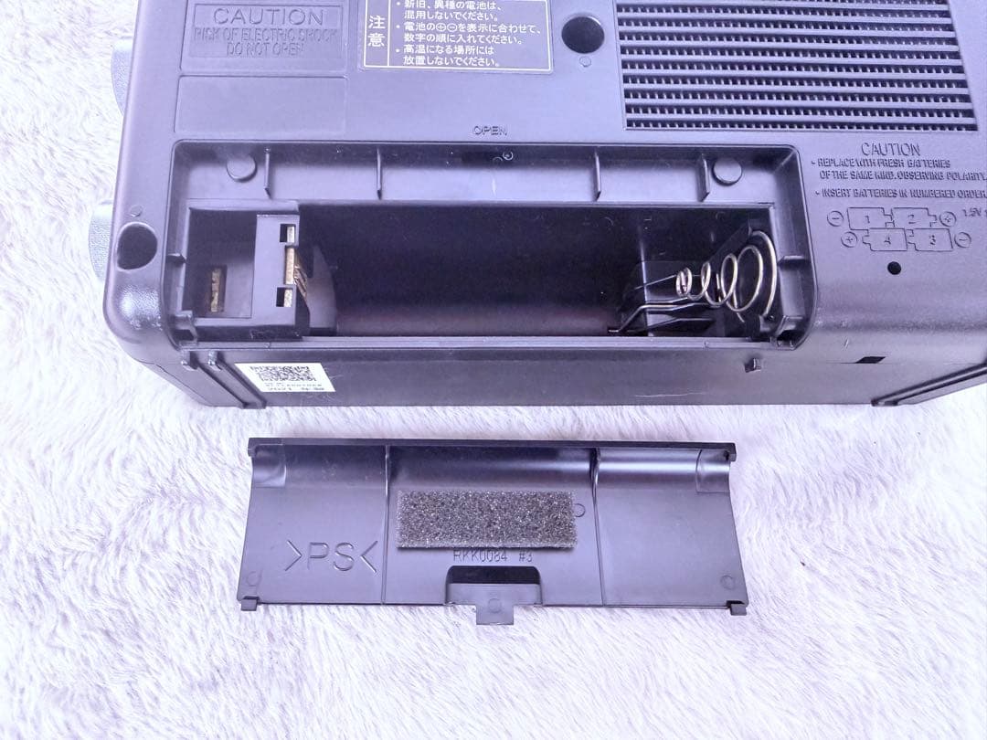 綺麗です♪ 2021年製 Panasonic RF-U180TV-K ラジオ