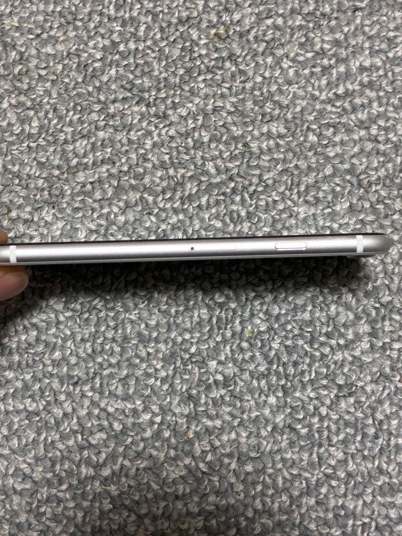 【美品】Apple iPhone SE2 第2世代 256GB ホワイト　本体