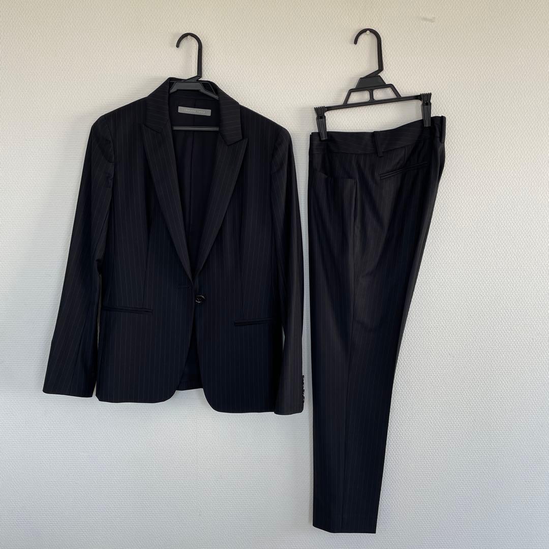 美品theory luxeセオリーリュクス　パンツスーツ濃紺xピンストライプ38