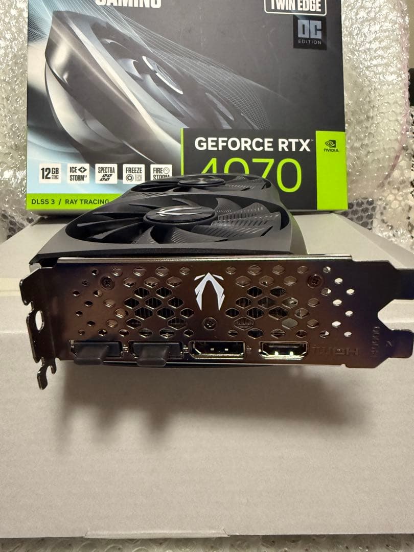 グラフィックボード・グラボ・ビデオカード ZOTAC GeForce RTX 4070 12GB