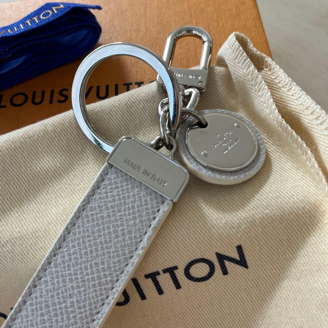 ルイヴィトン モノグラム ポルト クレ ネオ クラブ キーホルダー