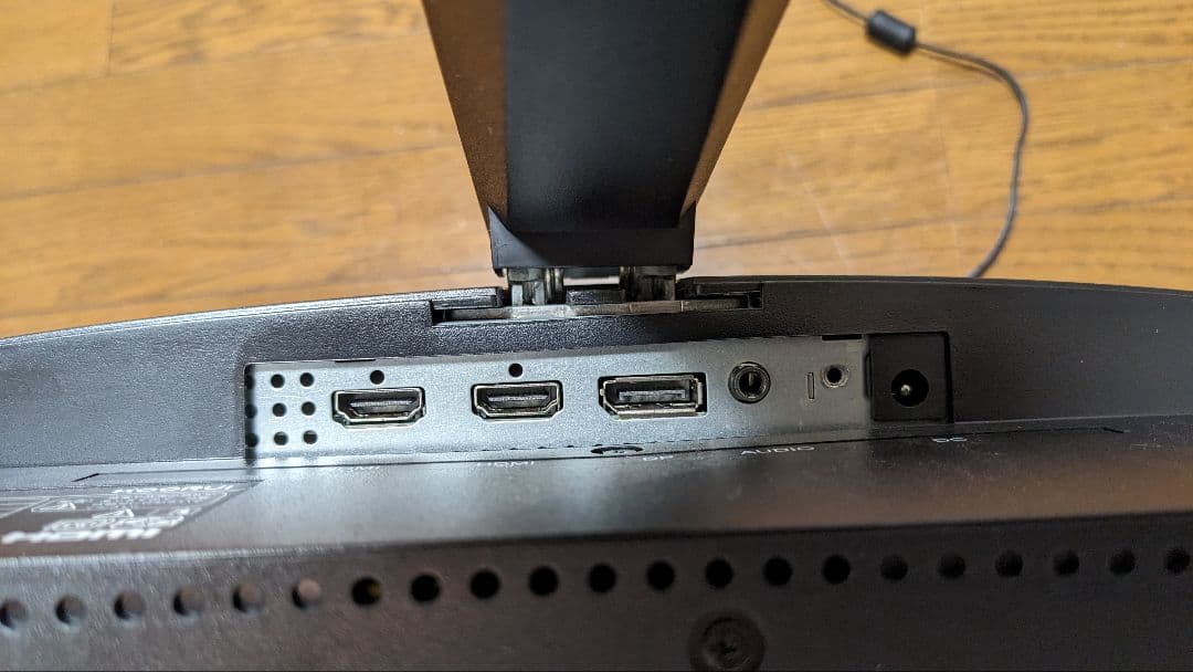 KOORUI 1440p 144hz 27EGQC 曲面モニター