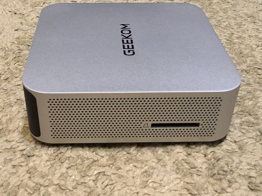【美品】GEEKOM A6 ミニPC