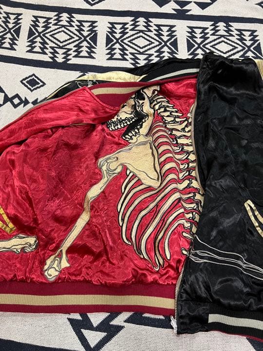 抱き髑髏のスカジャン　箱5