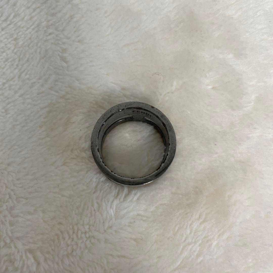 箱あり FENDI バッグバグズモンスターリング　Sサイズ