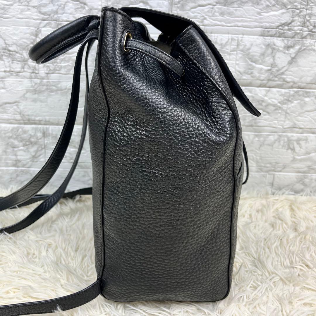 【美品】 トリーバーチ リュック バッグパック レザー 黒 デカロゴ エンボス