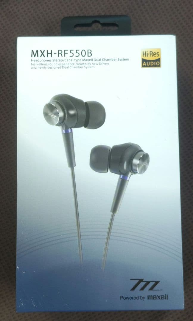 日立マクセル ハイレゾ対応カナル型ヘッドホン MXH-RF550B　新品　廃盤