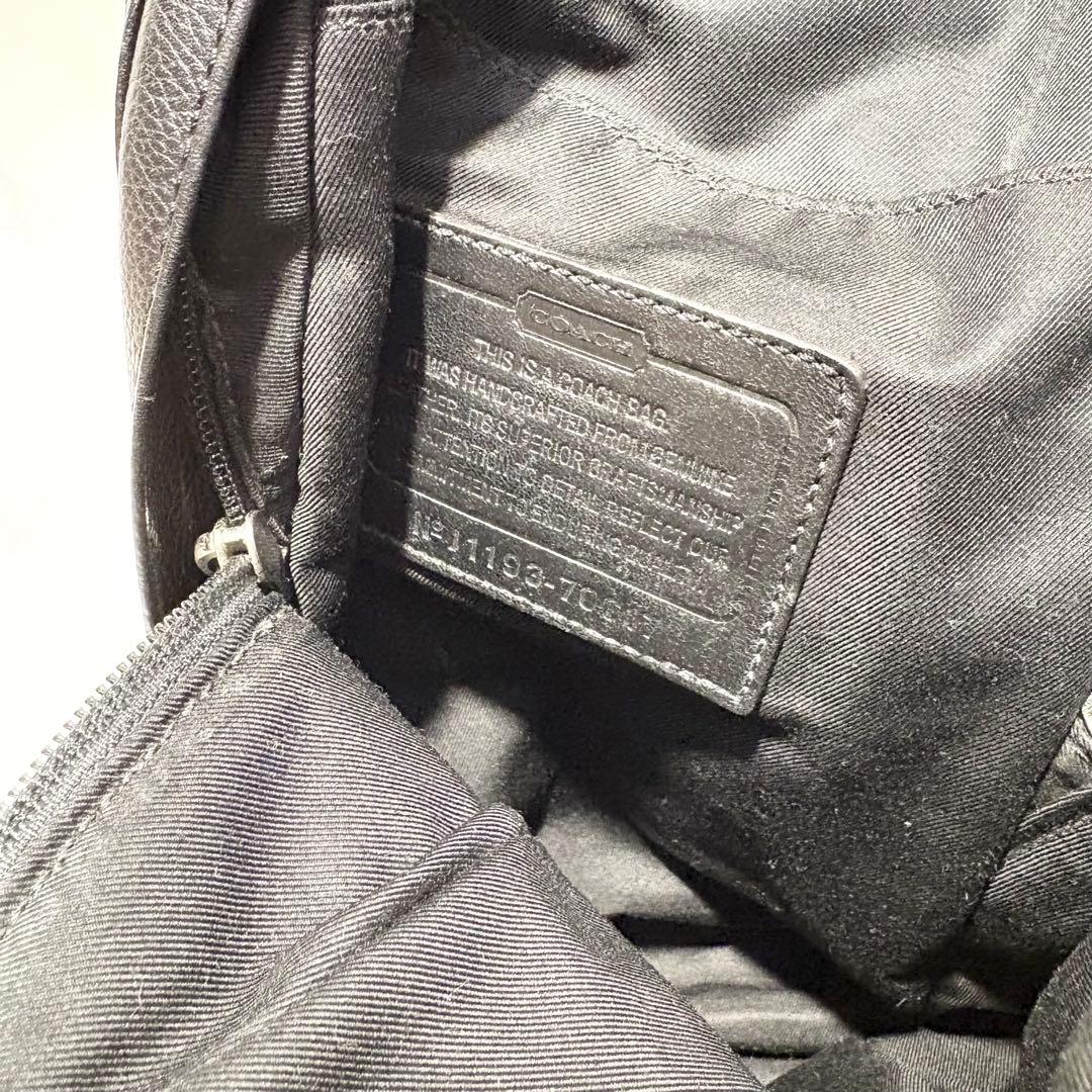 【極美品】COACH コーチ　ボディバッグ　レザー　ブラック　縦型