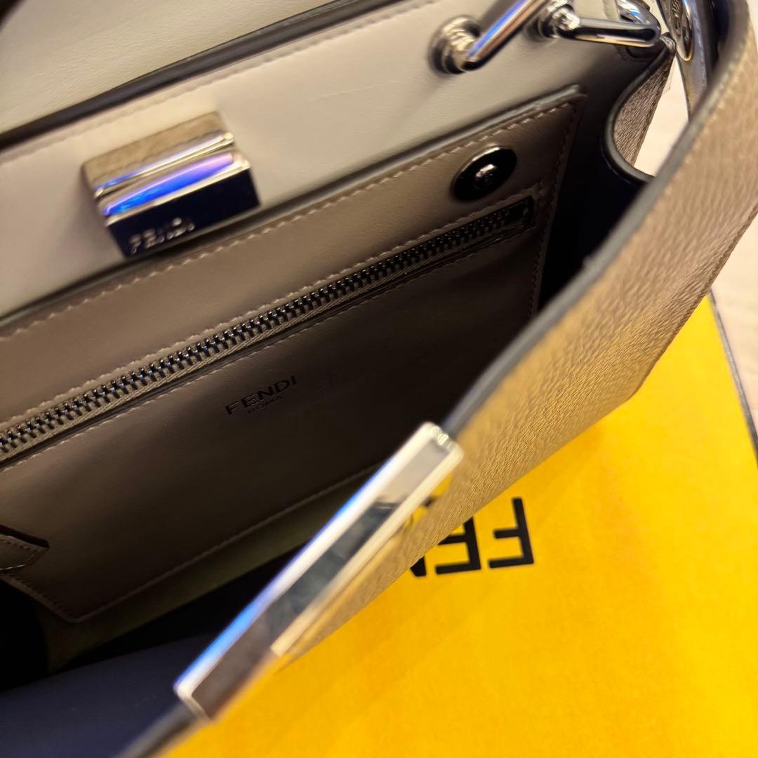 【超美品】FENDI ピーカブーISeeU スモール