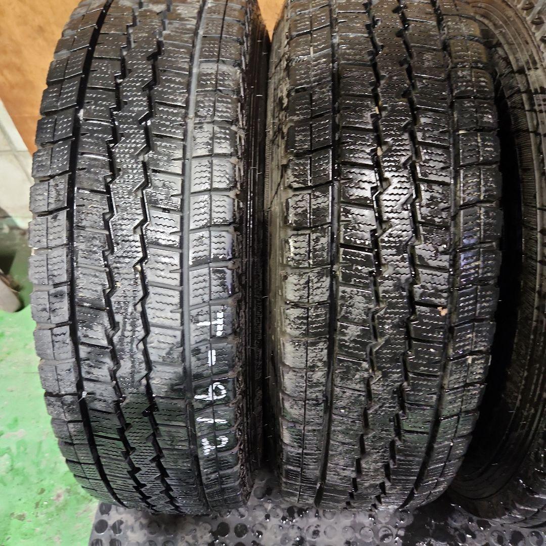 195/80R15　107/105　スタッドレス ハイエース鉄ホイール付き