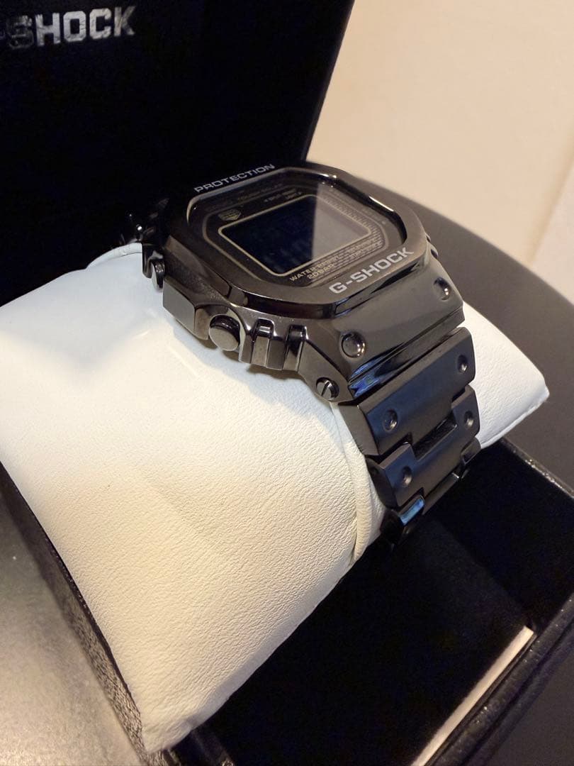 ち*い様 【美品】カシオGーSHOCK/ GMWーB5000ー1JF電波ソーラー