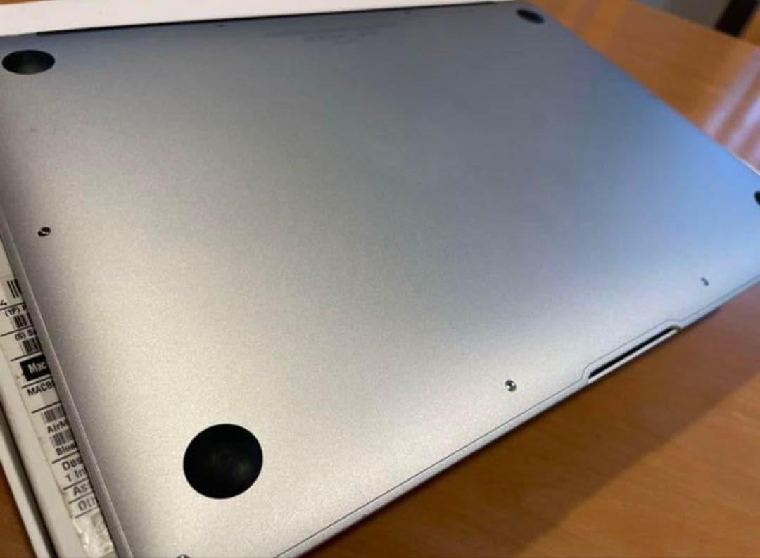 MacBook Air 2011 13インチ 中古　i5,4GB,128GB