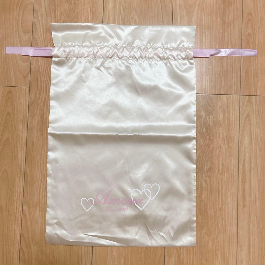 【新品タグ付き】 長袖 長ズボンAmour アムール ナイトウェア V&A L