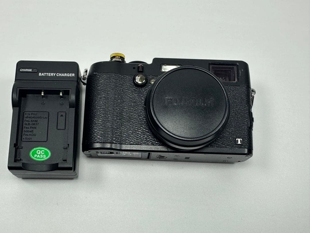 Fujifilm X100T コンパクトデジタルカメラ ブラック
