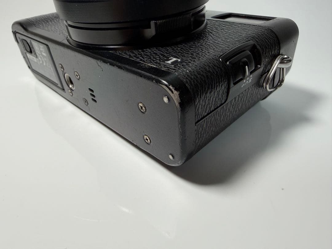 Fujifilm X100T コンパクトデジタルカメラ ブラック