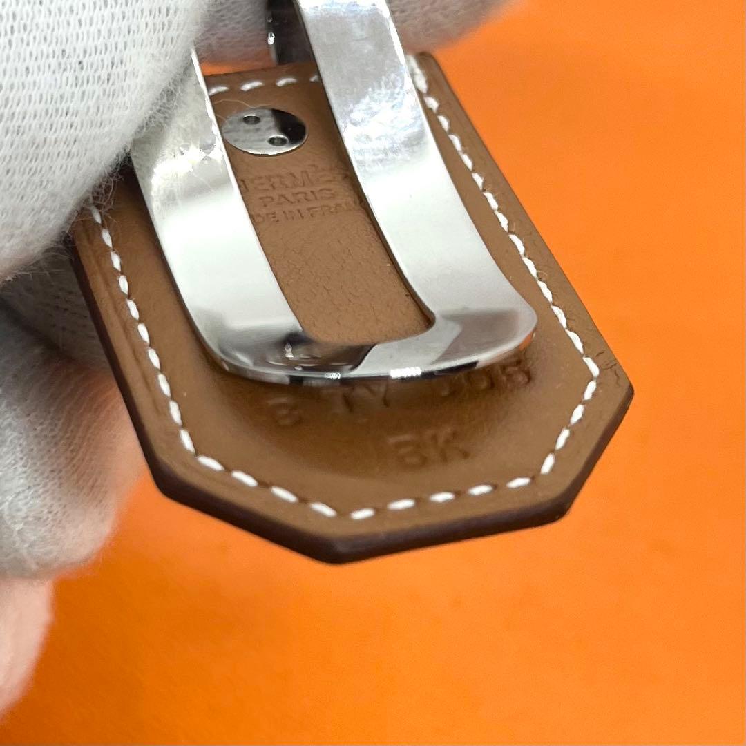 入手困難/極美品✨エルメス マネークリップ ゴールドカラー レザー 金具 ロゴ