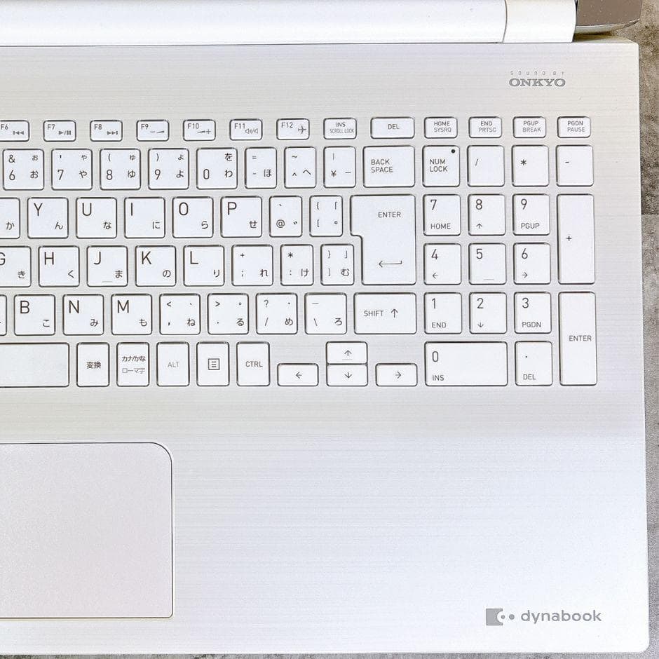 新品SSD480Gで快適✨綺麗な白❣薄型 ブルーレイ フルHD カメラWin11