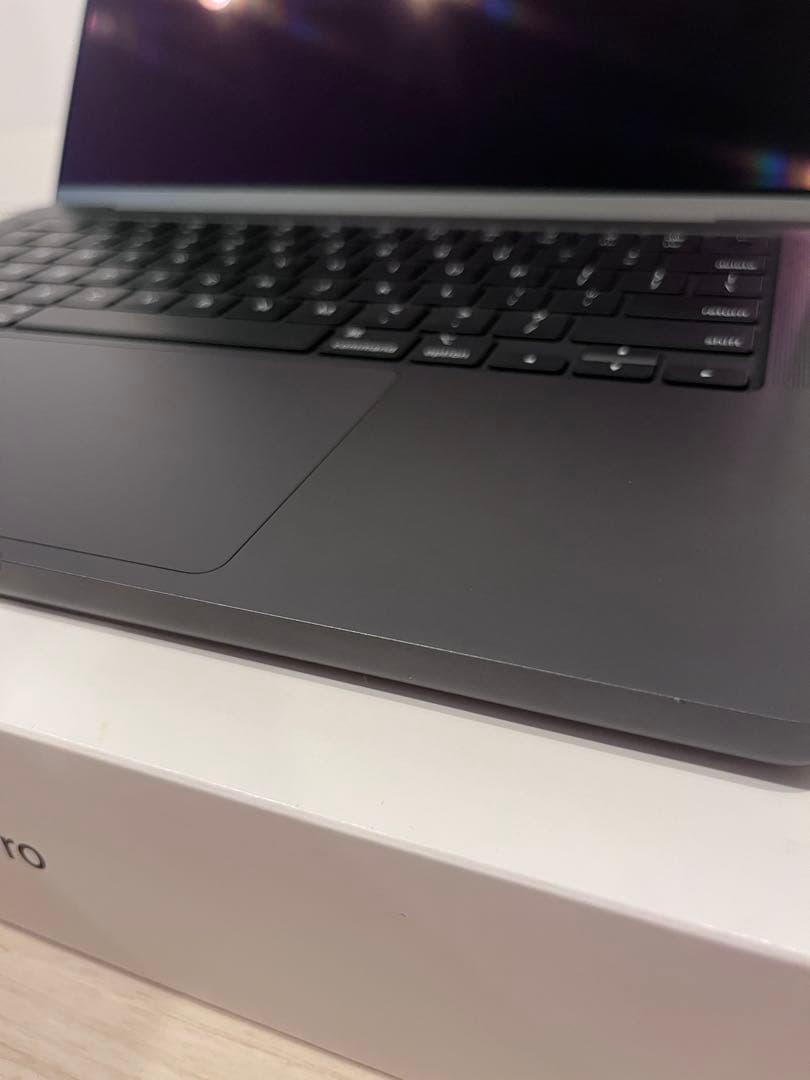 14インチ MacBook Pro M3【美品✨充電回数18回 保証つき】