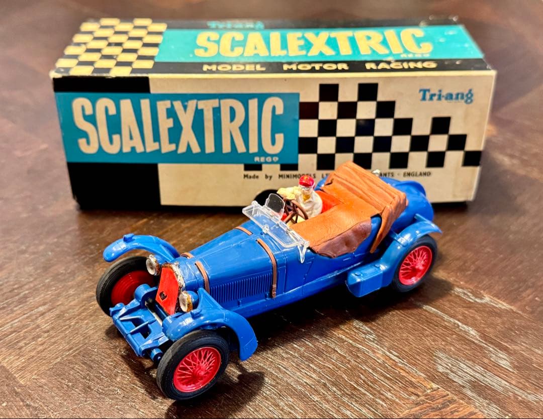 t*0様 scalextricスケーレックスC65アルファロメオ 1933 スロ