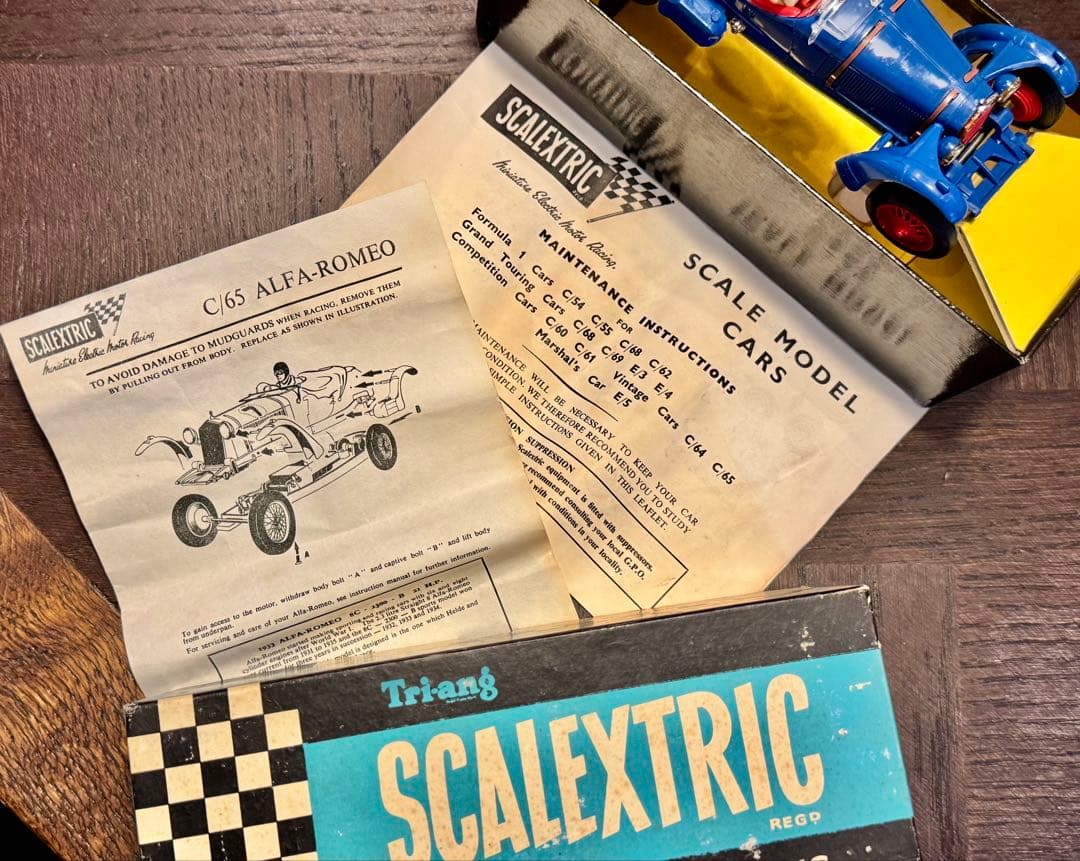 t*0様 scalextricスケーレックスC65アルファロメオ 1933 スロ