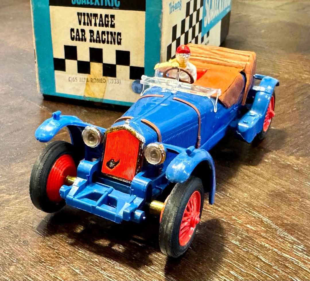 t*0様 scalextricスケーレックスC65アルファロメオ 1933 スロ