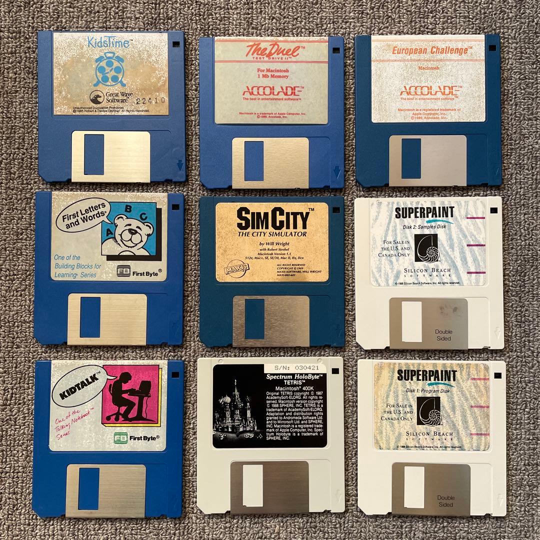 Macintosh Plus 2MB、システムソフト・ゲームソフト付