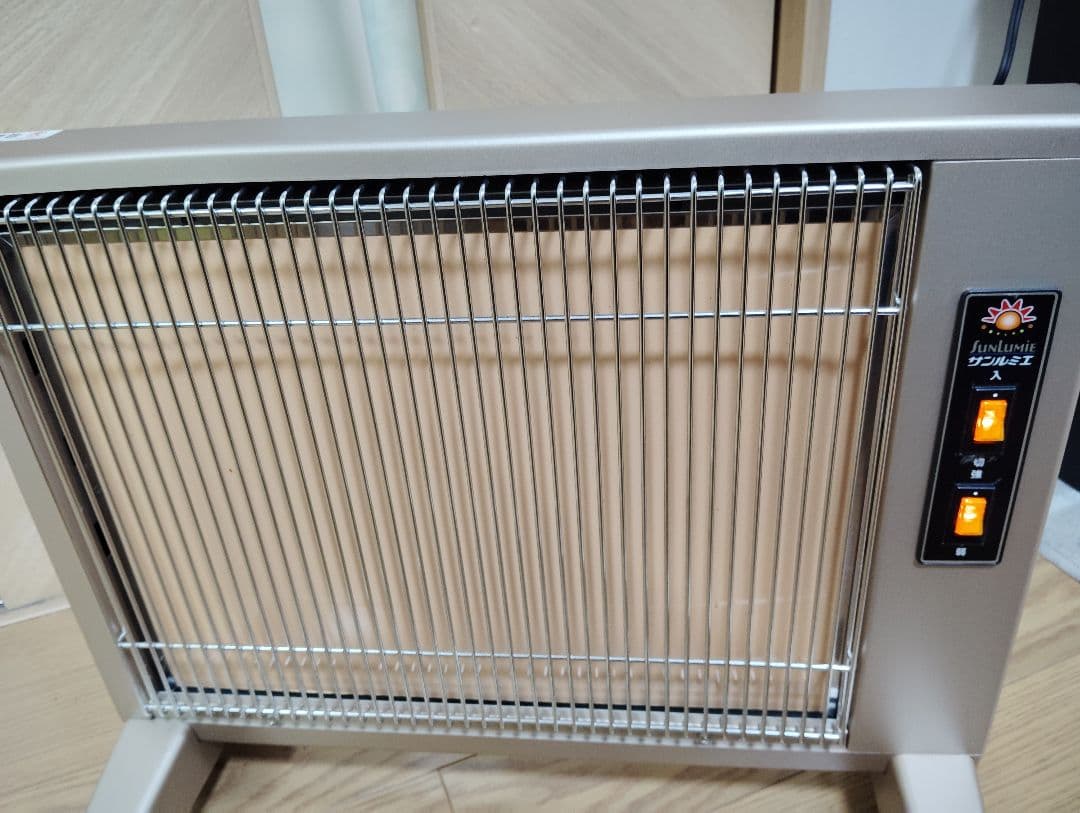 【極美品・動作良好✨️】サンルミエ キュート 遠赤外線 E800LS