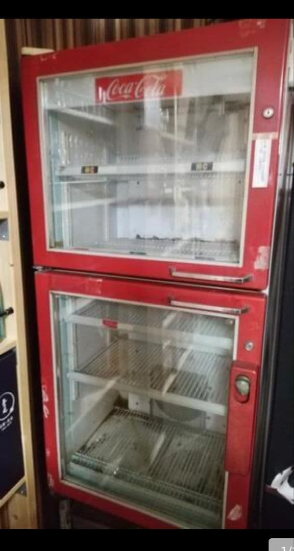 【コカ・コーラの冷蔵ショーケース(業務用)】
