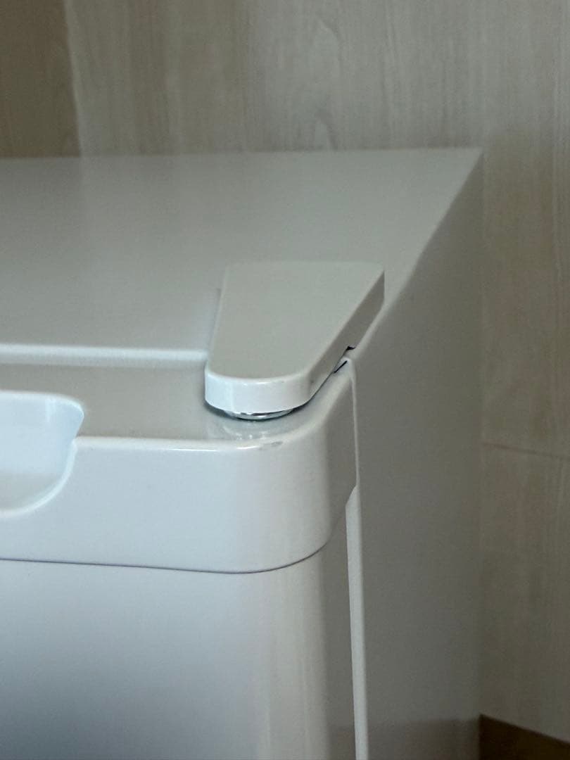 Haierハイアールノンフロン電気冷凍庫 JF-U3A 2025年製