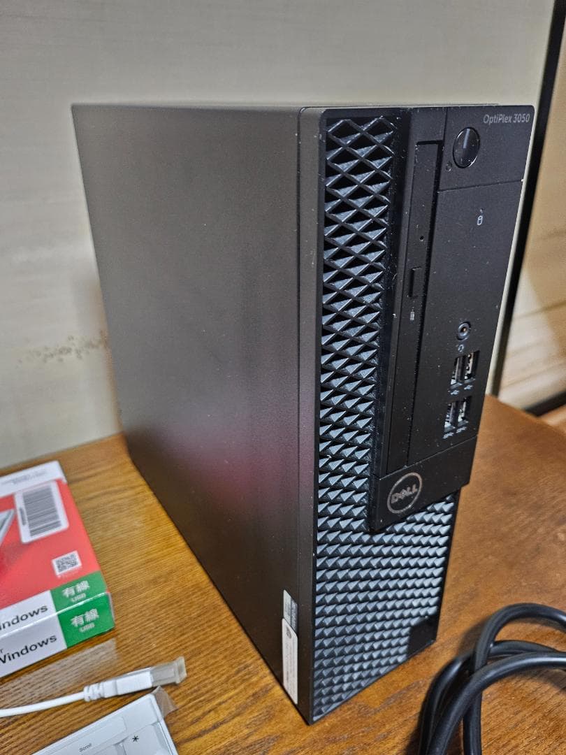 【おまけ多数】Dell i5-7500 16GBメモリー SSD256G