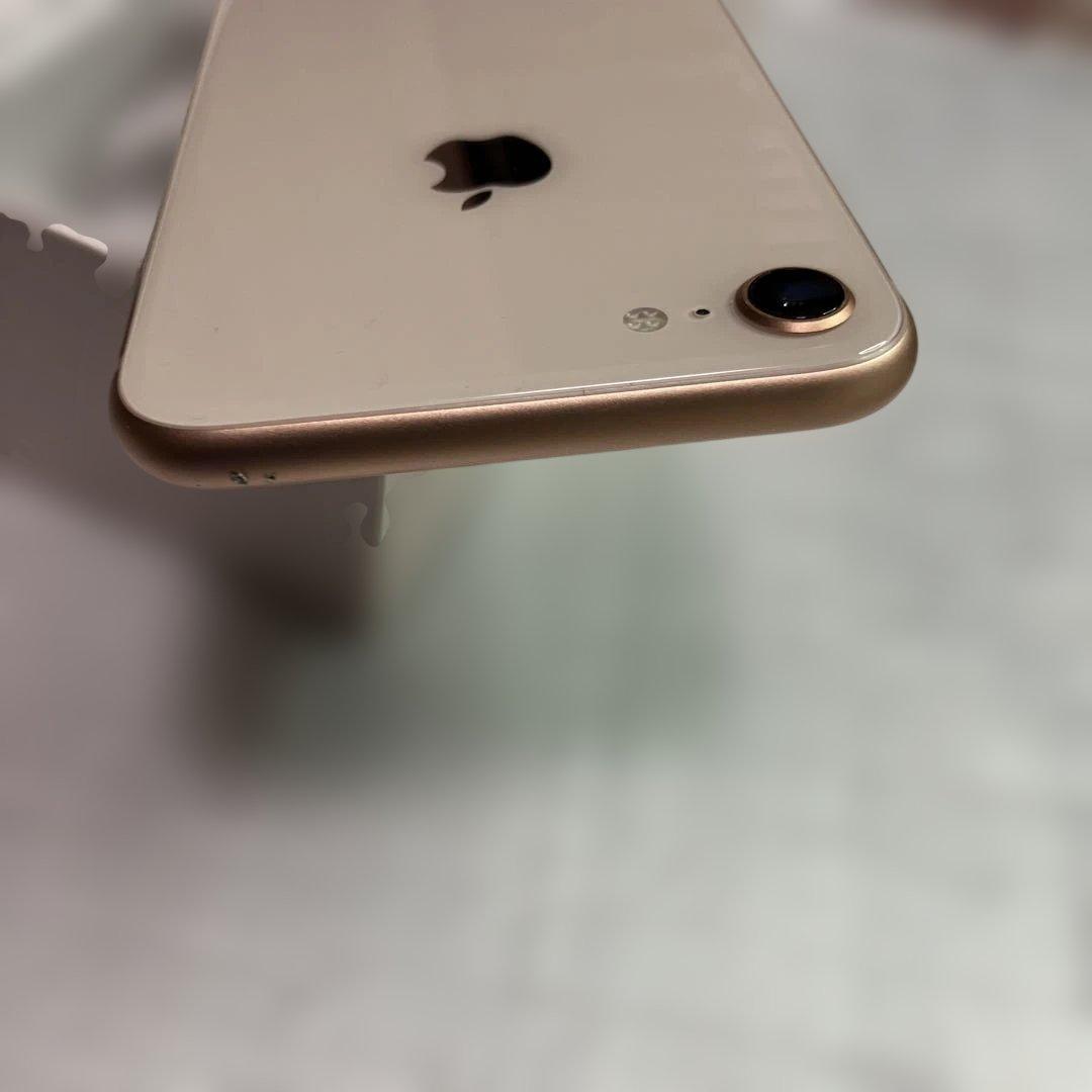 Apple iPhone 8 ゴールド MQ7A2J/A