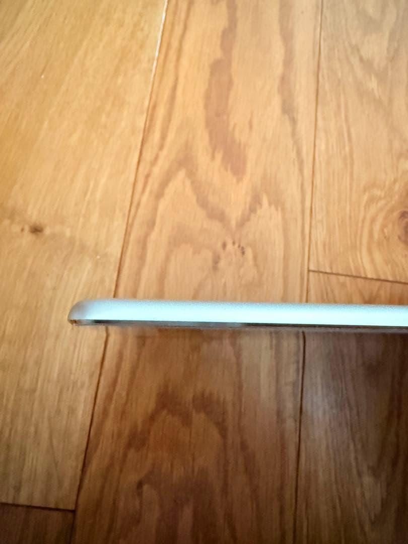 超美品☆iPad Air2 Wi-Fi+Cellular simフリー　32GB